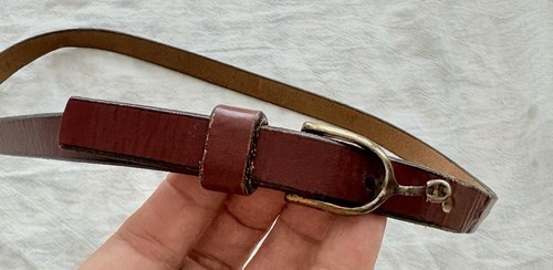 Rare Vintage Etienne Aigner Skinny Belt 28 Burgundy Leather Equestrian Bit Brass 60s - Bild 3 von 15
