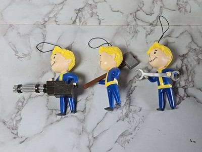 Fallout Vault Boy Vol 1 (1 Figure) & 2 Tree Ornaments by Bethesda Numskull 2018