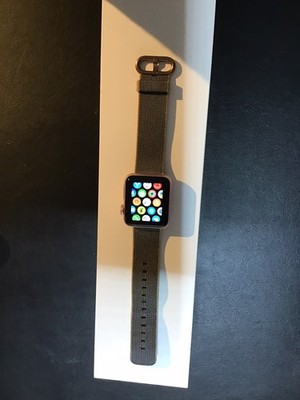 Apple   Watch Series 2 38mm Aluminium rose Gold mit grauem Band