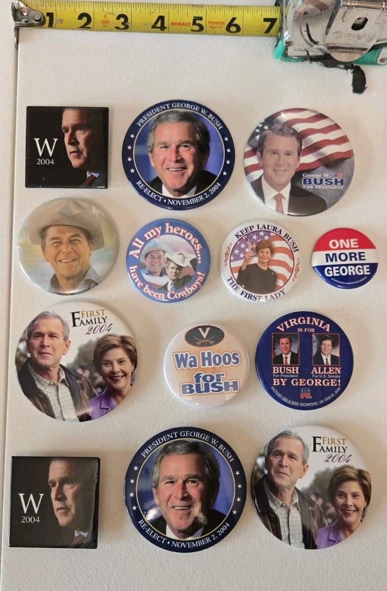 Lot Of Vintage George Bush Campaign Buttons Pins Political Memorabilia