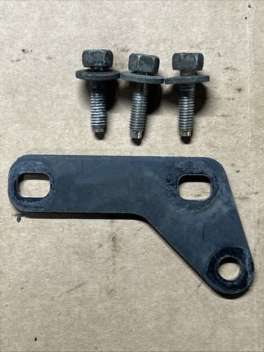 00-03 Ford F-150 4.6L 2v Alternator Mounting Bracket W/Bolts Expedition F150 OEM - Picture 4 of 4