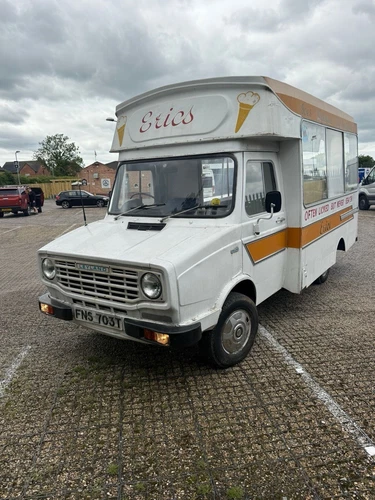 1978 Layland Sherpa Ice Cream Van - Picture 6 of 13