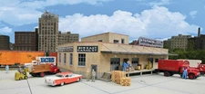 Walthers Cornerstone ~ HO Scale ~ Grocery Distributor ~ Kit ~ 933-3760