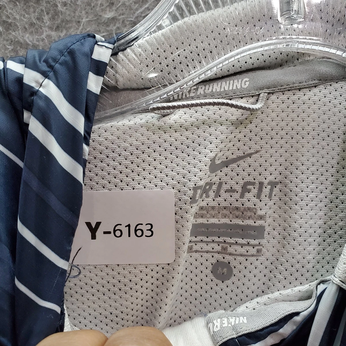Nike Women Sweatshirt Medium Navy Colorblock Striped Hoodie Dri