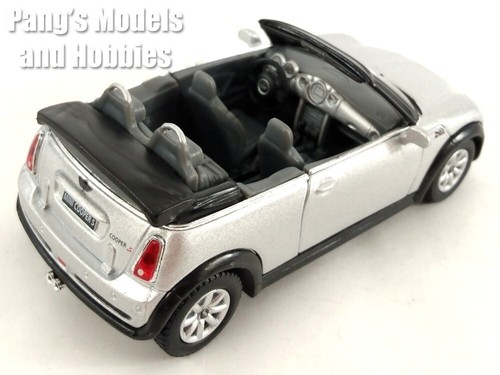 Mini Cooper S Convertible 1/28 Scale Diecast Model by Kinsmart - SILVER - Picture 9 of 12