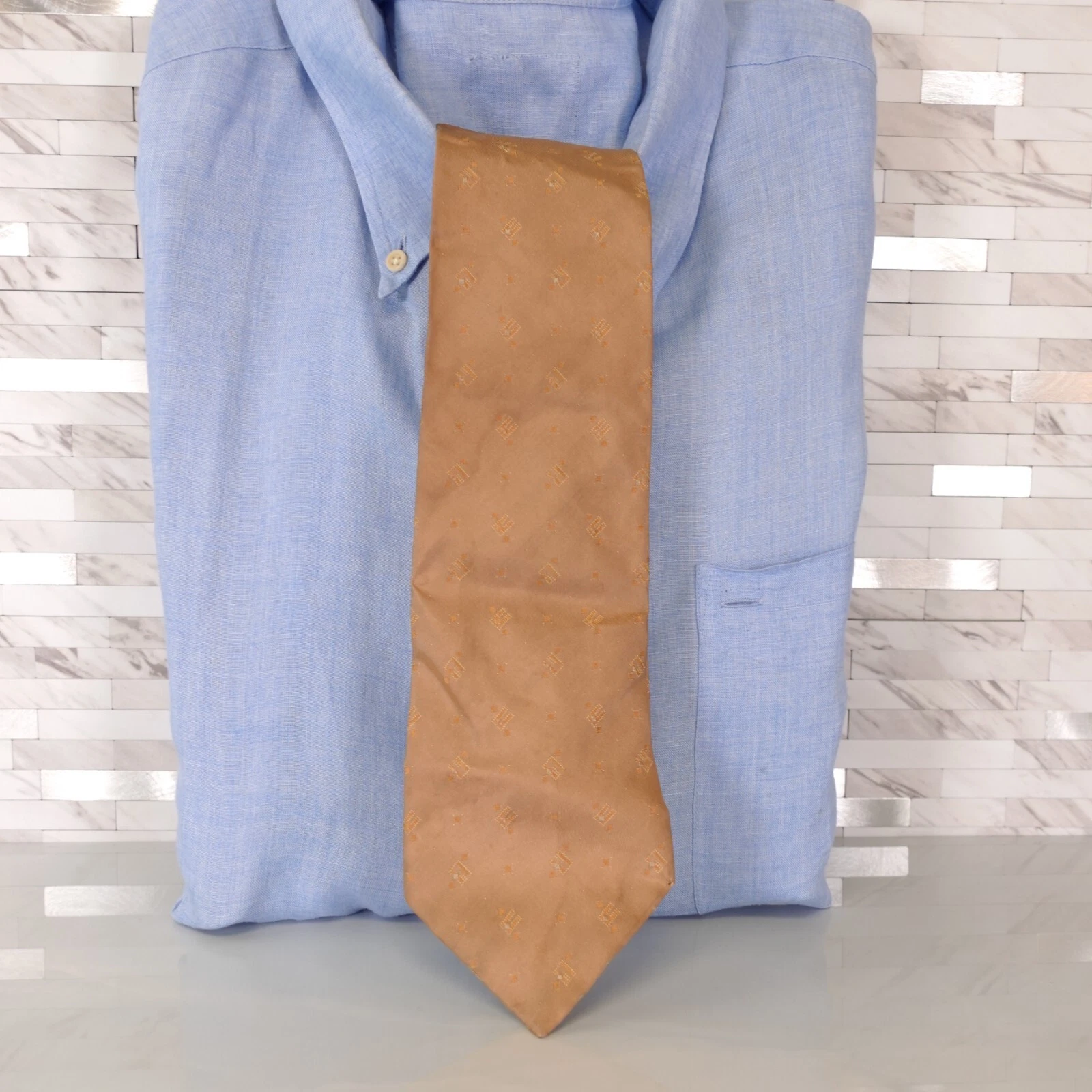 Gucci cravate homme marron soie unie luxe robe légère simple élégante Italie