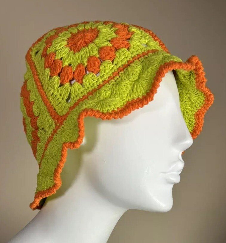 Urban Outfitters Bella Granny Square Crochet Bucket Hat  display picture 2