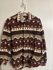 Men’s vintage Sostanza Aztec print button up flannel  Size large  100% cotton