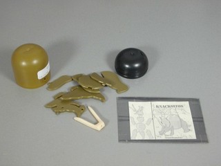 CAPSULA: Tempo dei Sauri D 1986 Knacksitos corno intatto! ung. nell'uovo BPZ