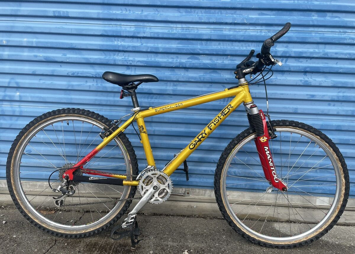 Vintage Gary Fisher SuperCaliber Mountain Bike 15.5 Vintage Gary Fisher SuperCaliber Mountain Bike 15.5