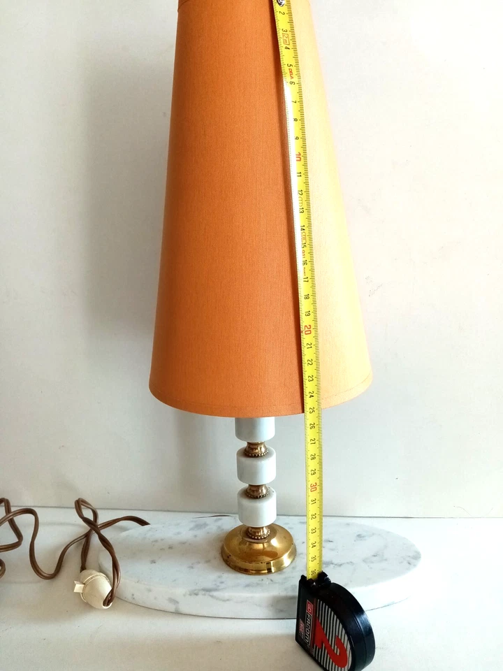 Lampe a poser en marbre blanc et laiton année 70 - Photo 2/4