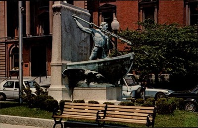 Whaling Statue New Bedford Massachusetts vintage postcard e658