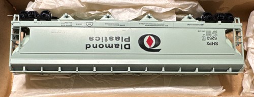 Athearn - HO Scale -1913- Diamond Plastics - ACF Center Flow Hopper - montiert - Bild 4 von 8