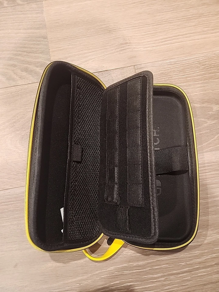 Pikachu Pokemon Nintendo Switch Portable/Travel Carrying Case & Game Storage (PP - Image 3 of 4