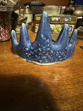 Support pinceau érudit chinois porcelaine émaillée bleue cinq montagnes calligraphie