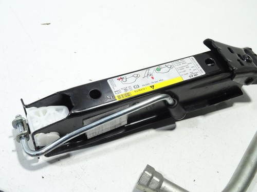 KRIK Audi A1 (8X1/8XK) Hatchback 3-drs 1.4 TDI Ultra 12V (CUSB) 6R0011031K - Afbeelding 2 van 3