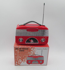 NORTH POINT AM/FM VINTAGE LOOK RADIO 19602 DESIGN LEATHER HANDLE 7x5x2.75" 