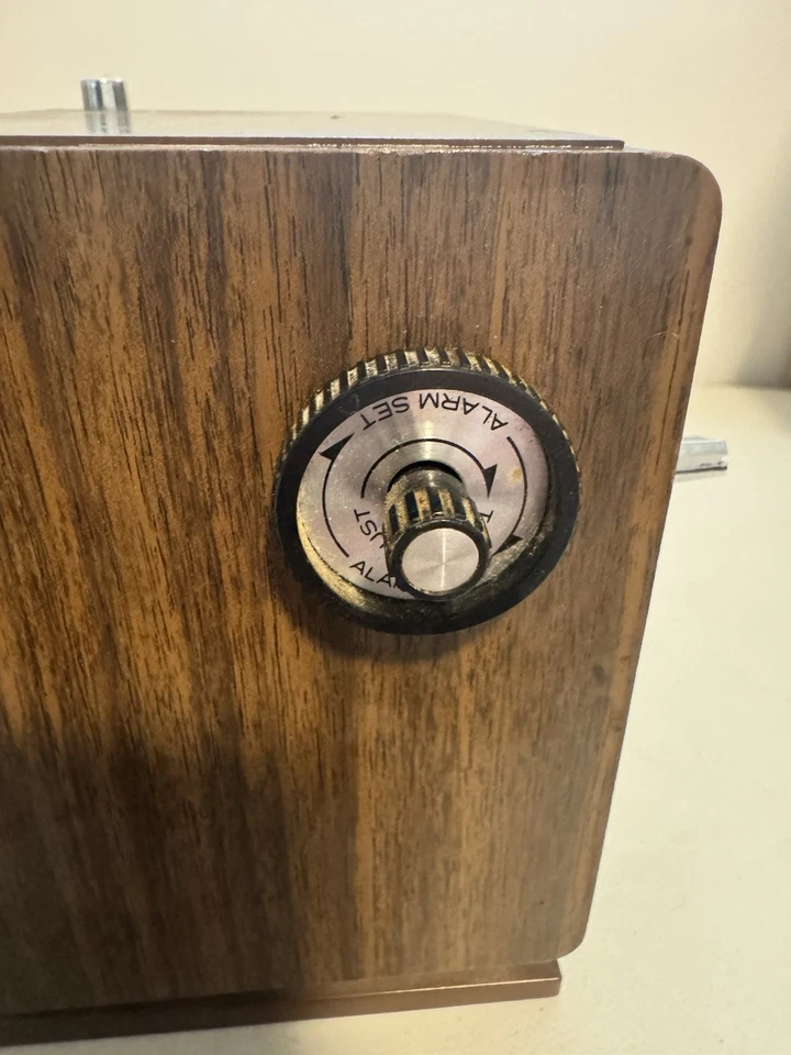 Sony Digimatic Vintage AM/FM Radio Alarm Clock TFM-C440W Tested & Working - Image 3 of 4