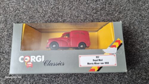 Morris Minor Van Corgi Classic 957 Royal Mail Van 1959 1:43 Scale - Picture 1 of 11