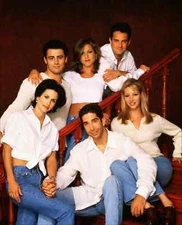 Friends Cast Smiling For The Photo 4x6 Picture Celebrity Print