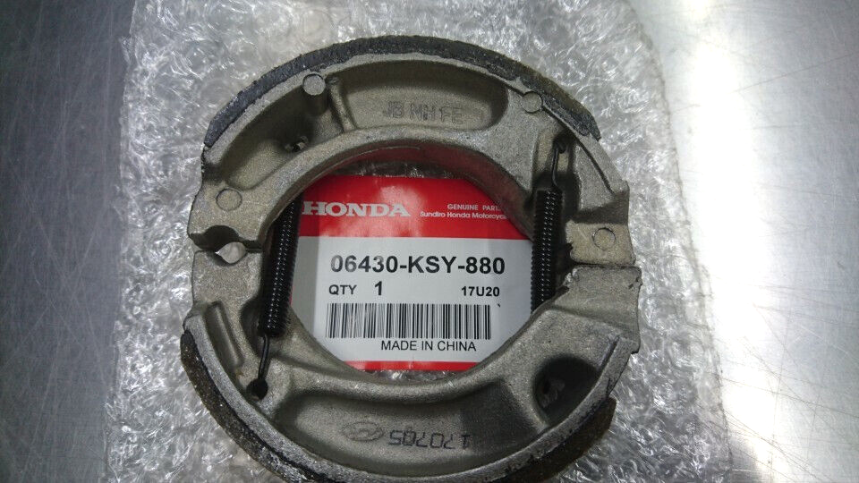 Honda Super Cub 110 JA10 brake shoe genuine 06430-KSY-880 New