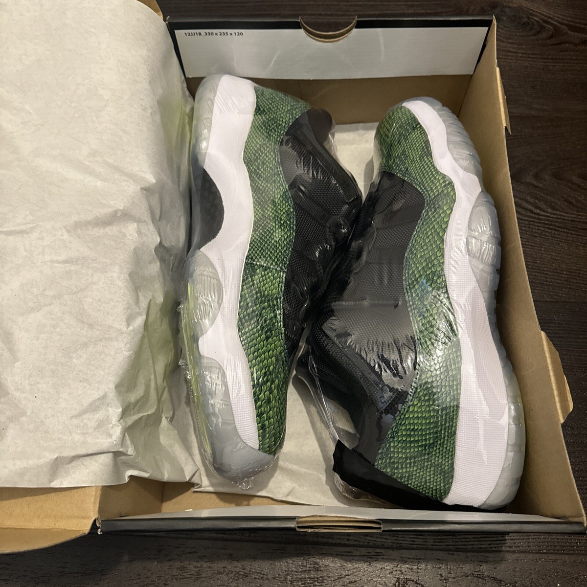 Air Jordan 11 Retro Low Green Snakeskin UK