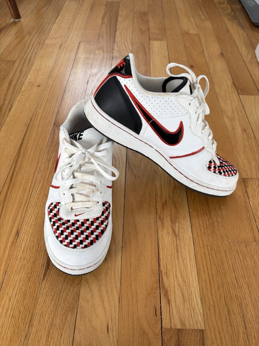 RARE Nike Air Zoom Infiltrator Size 10 White/Black/Sports Red