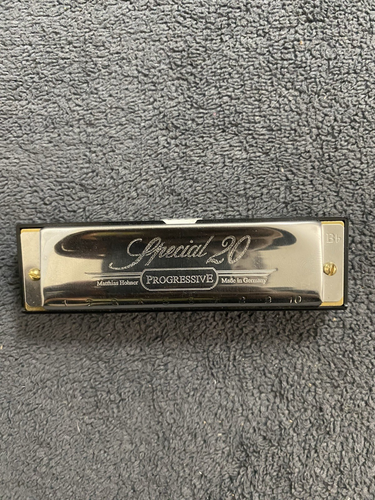 M. Hohner Special 29 Progressive 10 Hole Harmonica - Picture 2 of 3