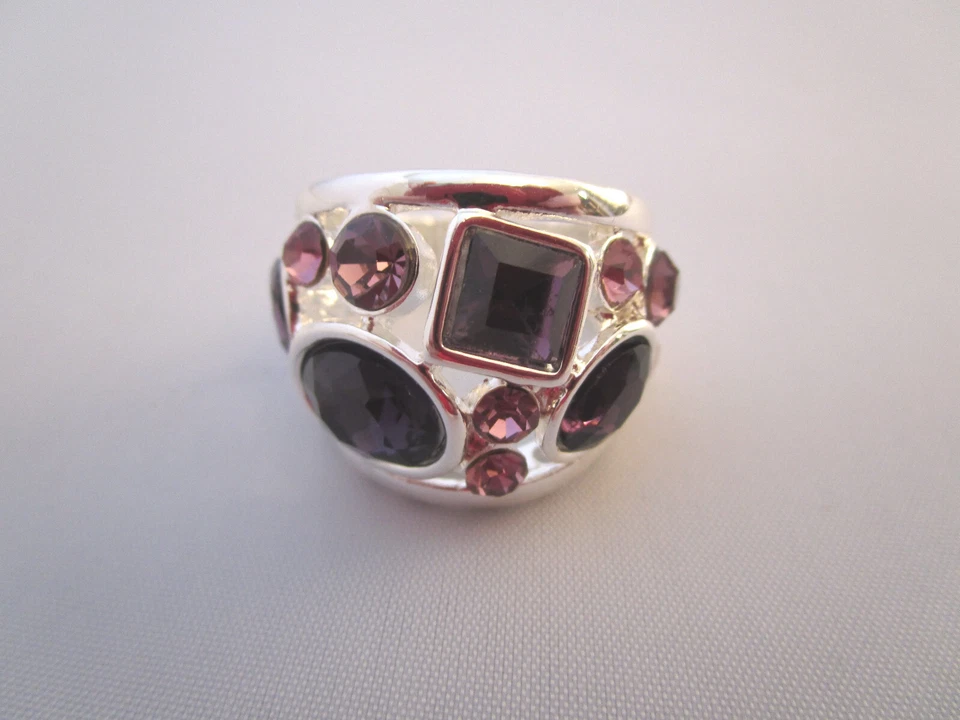 Cocktail Ring Fingerring Damenring Stretchring Silber Lila Rosa Strass Alu Trend - Bild 4 von 4