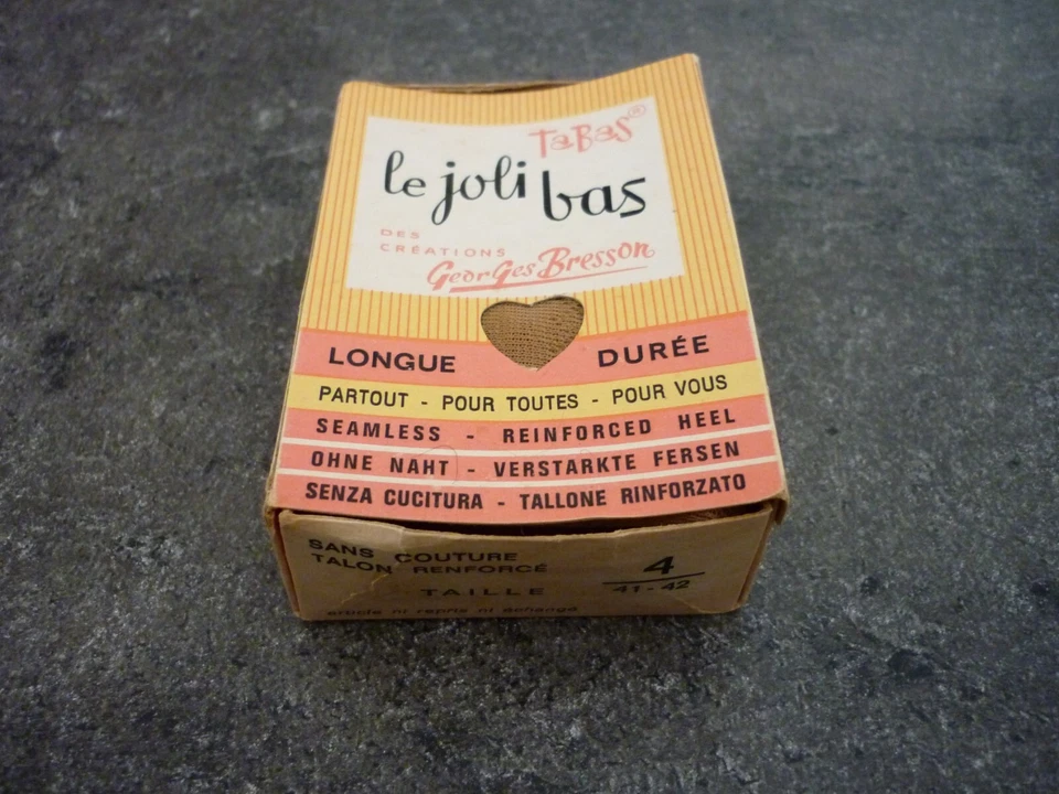 PAIRE DE BAS ANCIEN DANS SA BOITE/ - Photo 2/4