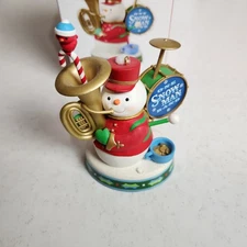 ONE SNOWMAN BAND Hallmark Keepsake 2013 Christmas Ornament Sound Motion