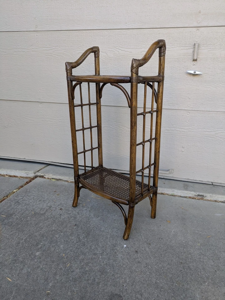 De colección Asiático Boho Chic Bambú Mimbre Ratán 2 Niveles Mesa Planta Soporte Estante F42 Foto 3 de 4