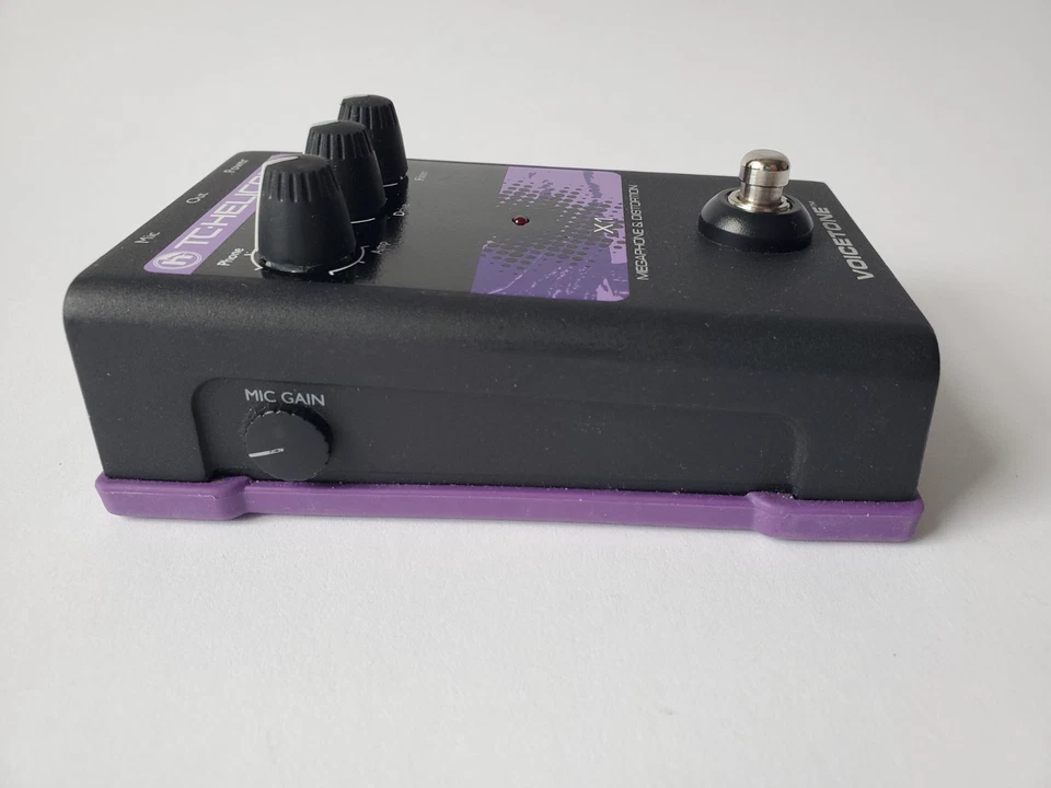 TC Helicon VoiceTone X1 - Vocal Distortion Megaphone Effects Pedal - Image 4 of 4