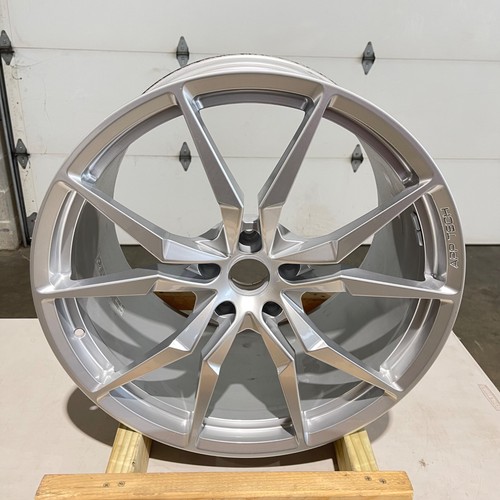 Lamborghini Aventador Rear Wheel Silver P/N 470601017G Photo - $1,995