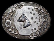 KF11114 VINTAGE 1970s  HORSE'S HEAD  WESTERN STYLE SILVERTONE BELT BUCKLE
