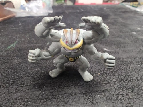 TOMY Pokemon MACHAMP 1.5" Mini Figure Nintendo CGTSJ Vintage Toy JC