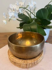 Vintage Hammered Brass Singing Bowl with Wooden Mallet & Cushion 5 1/2" W x 3" H