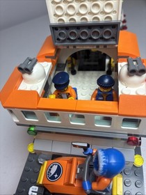 LEGO City Arctic Lot- 60062 Icebreaker 60033 Crawler Near Complete + 7 Minifigs