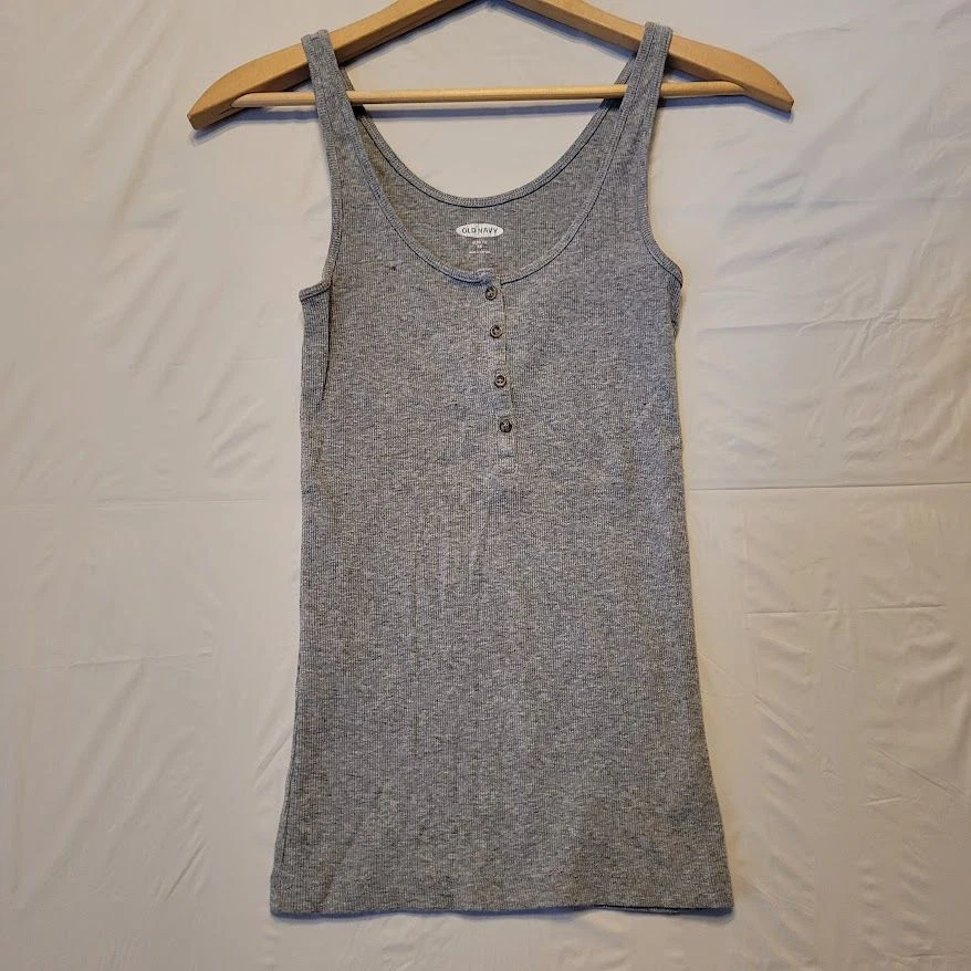 Old Navy Slim Fit Gray Ribbed Tank Top w Buttons Women s Size XS