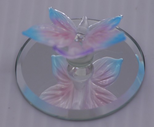 1998 GLASS BARON HAND CRAFTED BUTTERFLY FIGURINE - Picture 2 of 4