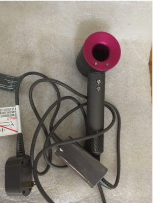 ともまま　dyson　ダイソン　HD01　SUPERSONIC Dyson Supersonic Hair Dryer HD01 Black Plus Concentrator ( USED