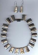 GREAT SIGNED VINTAGE 1940'S MEXICAN SILVER HOLLOW SHAPES EARRINGS & NECKLACE SET