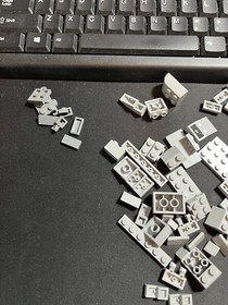 LEGO Seasonal 40086 Easter Bunny - Retired - 100% Complete