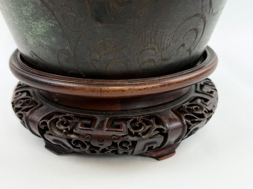Paul Haustein “Dragons” Bronze Vase incised with Rampant Dragons 1929 for WMF - Picture 5 of 12