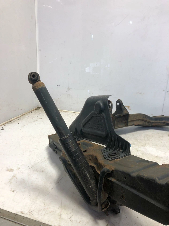 Subchasis trasero Smart Fortwo 2008-2015 travesaño OEM 4513500008 Foto 3 de 3