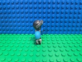 Lego Pilot Bot Minifigure 271611 nex063 Nexo Knights CMF Lot Rare Retired HTF 