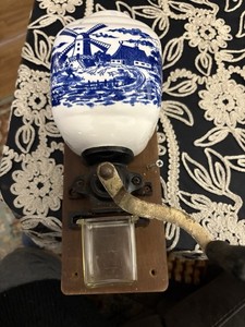 Vintage Dutch BLUE DELFT Wall Mount Porcelain Coffee MiLL Hand GRINDER Windmill