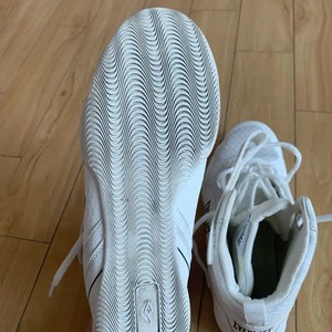 Everlast White Boxing Shoes High Top for Training