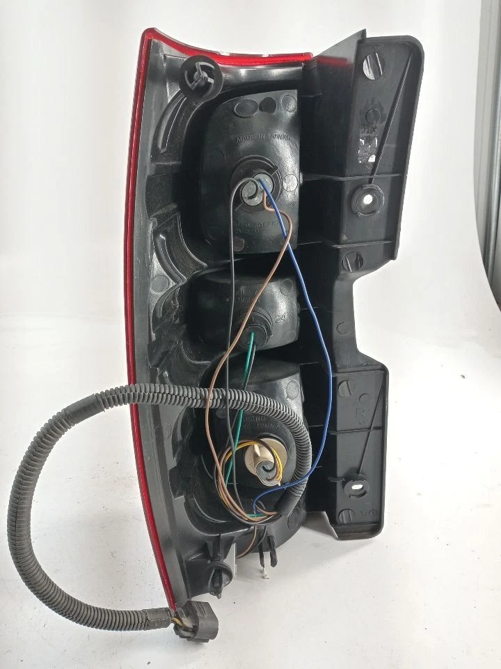 Faro derecho pasajero Chevrolet C10 1988-1998 con un proyector reemplazo OEM Foto 2 de 4