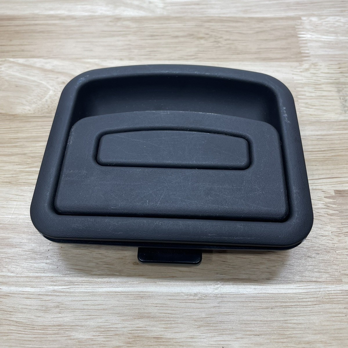 2013-2018 HYUNDAI SANTA FE LUGGAGE FLOOR HANDLE OEM 85755-2J000